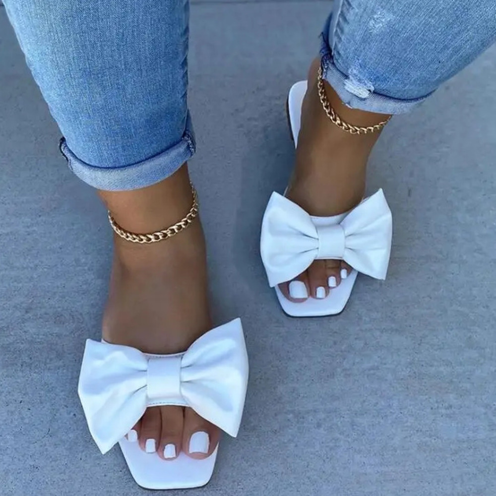 Женские домашние тапочки 2026: – обзор и цена Casual Sandal Leather