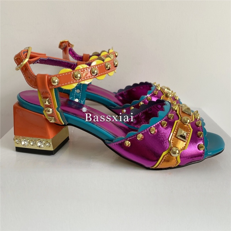Luxury Rivet T-Strap Sandals W – обзор и цена Casual Sandal Leather