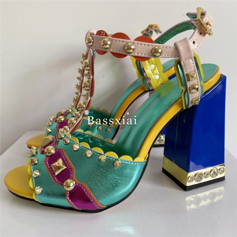 Luxury Rivet T-Strap Sandals W – обзор и цена Casual Sandal Leather